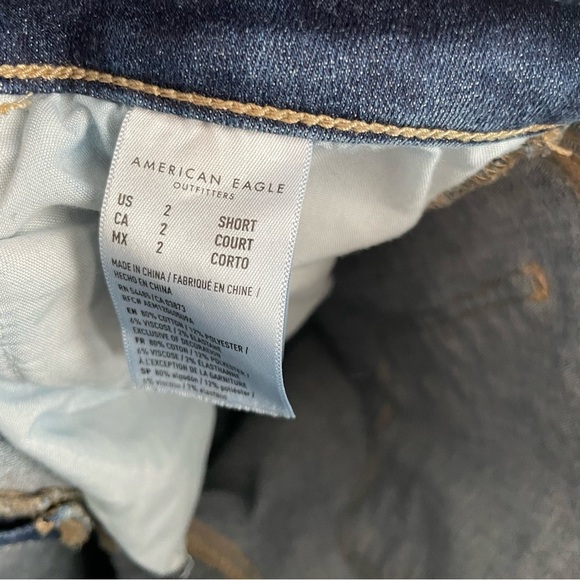 American Eagle Next Level Stretch Jegging Size 2 Short distressed with lining‎ - Picture 7 of 7